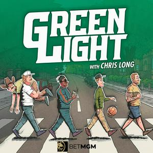 Escucha Green Light with Chris Long en la aplicación