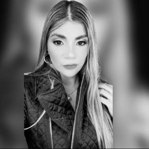 Podcasts VERDADES Y ESENCIAS con Sabrina Padrón